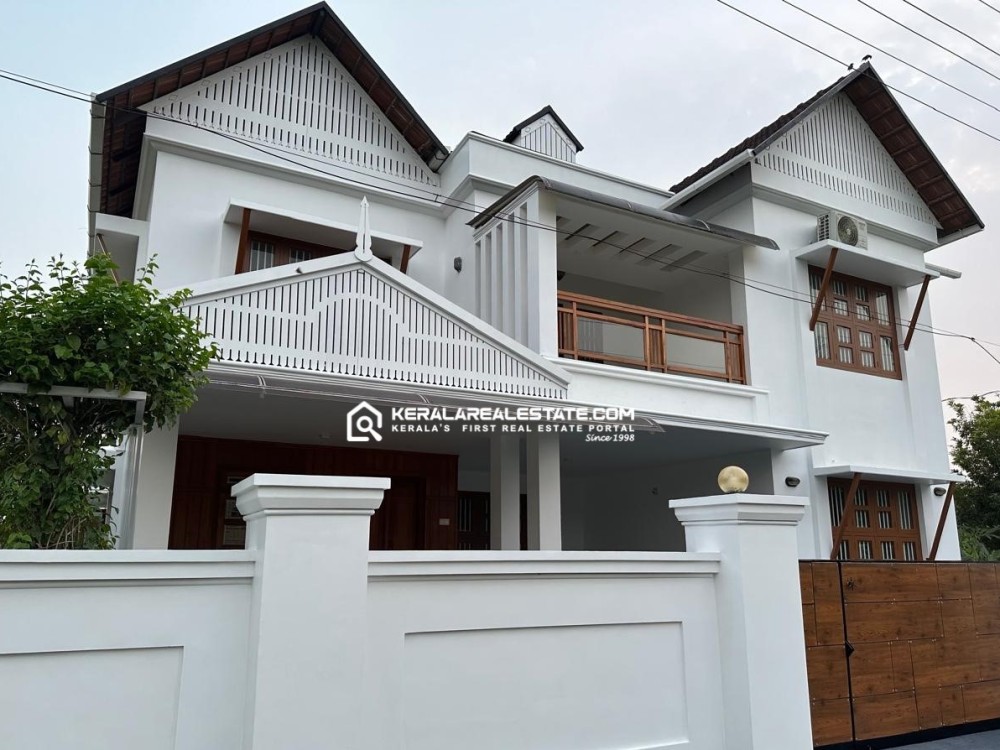 FULLY FURNISHED LUXURY VILLA FOR SALE IN PUDUKAD, THRISSUR
