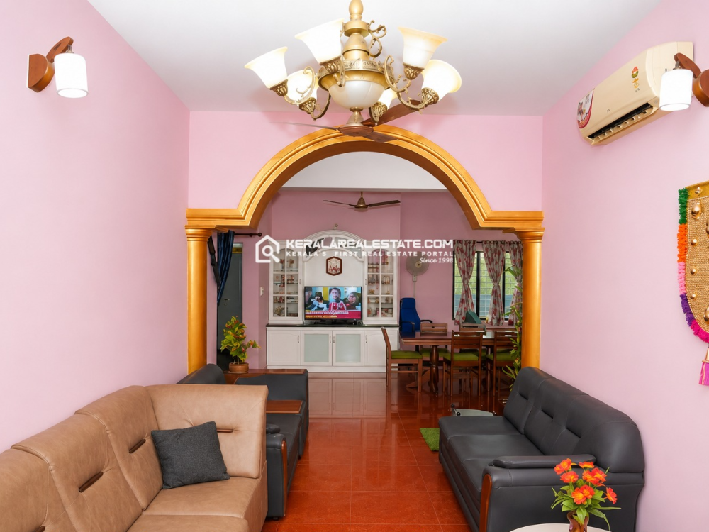 4 BHK House for Sale in Kakkanad, Ernakulam 