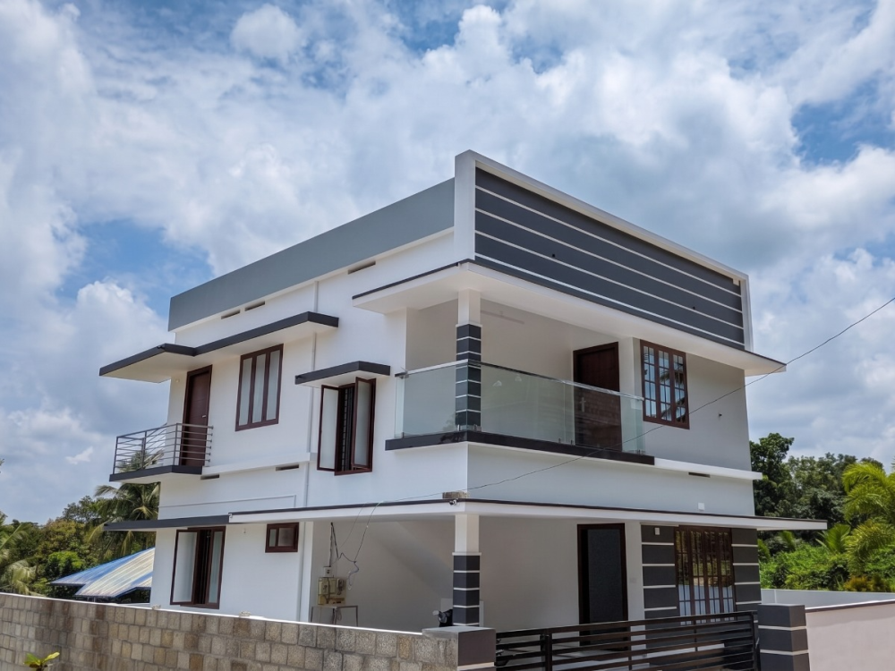 House for Sale Near Mulanthuruthy Railway Station, Ernakulam