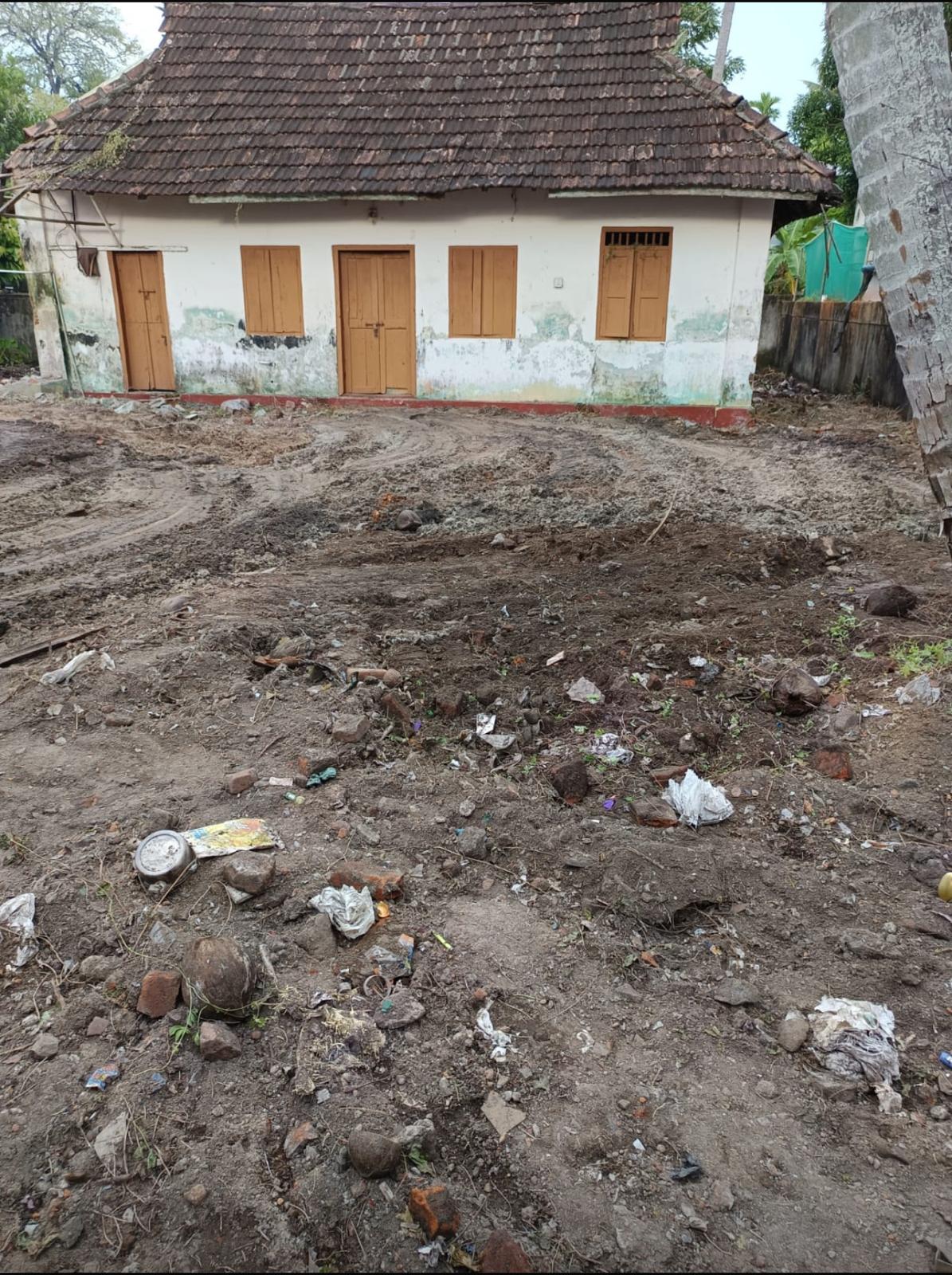 Commercial/ Residential Land for Sale at Thoppumpady, Ernakulam