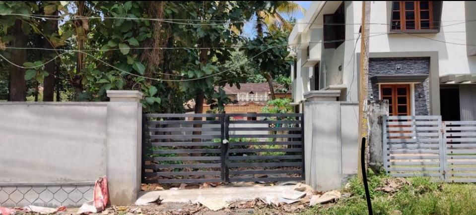 Land for Sale at Kadammanitta, Pathanamthitta