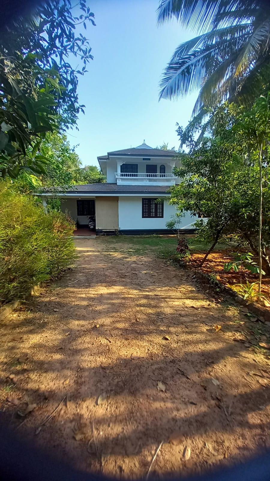 1.27 Acres of land with 2500 Sqft house for sale at Edathuruthy, Thrissur
