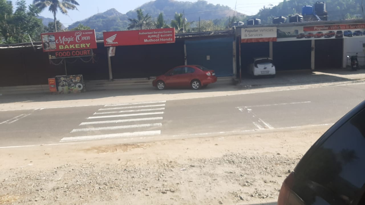 Commercial Building for Sale at Cheruthoni, Idukki