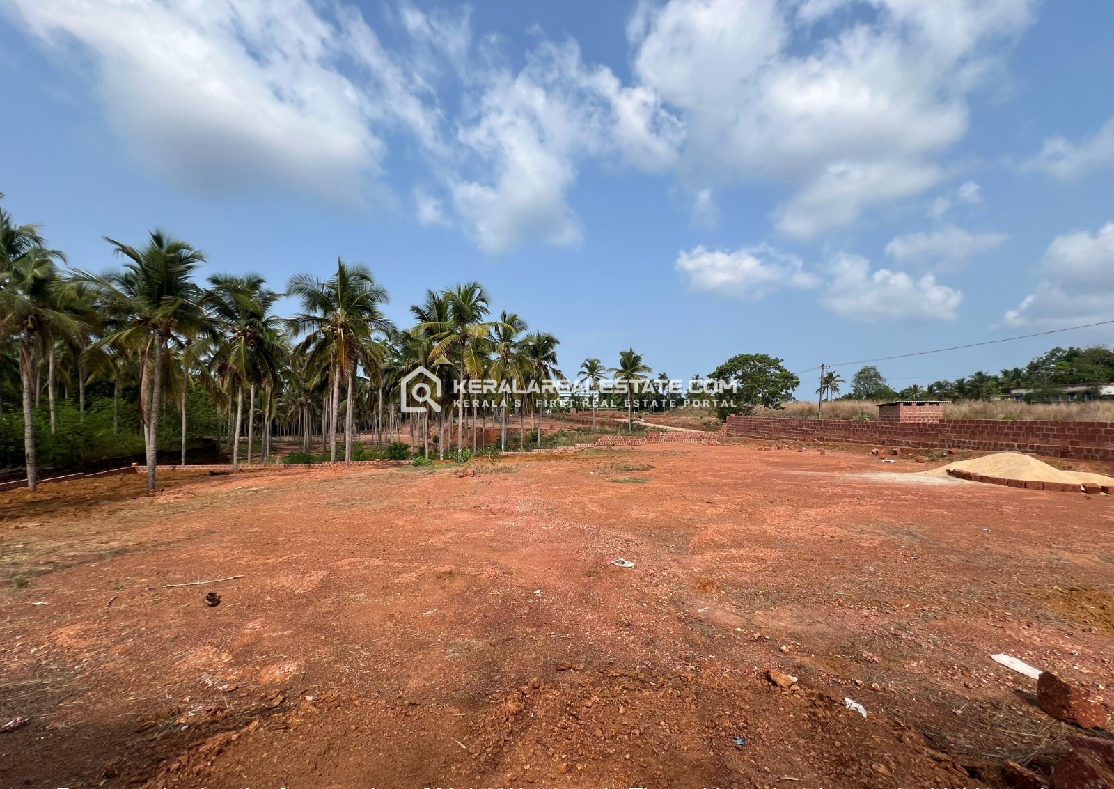 Land for Sale at Pakkam, Kasaragod