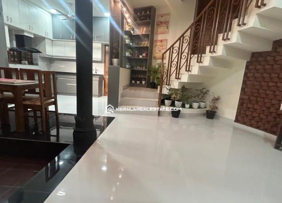 4 BHK House for Sale in Mannanthala, Trivandrum
