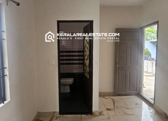5 BHK House for Sale in Elamkulam, Near Kadavanthra, Ernakulam