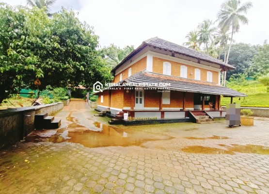 Traditional Old Mana/Nalukettu House for Sale in Palakkad