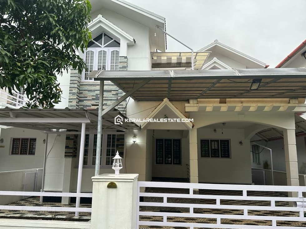 House for Sale in Angamaly, Ernakulam 
