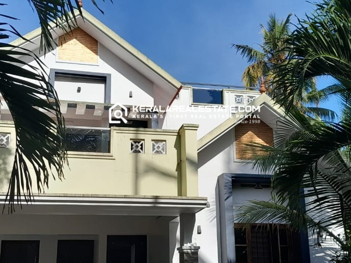 4 BHK House for Sale Near Aluva-Paravur Road, Thattampady, Ernakulam 