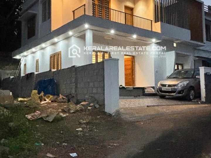 3 BHK House for Sale in Vattekunnam, Ernakulam  