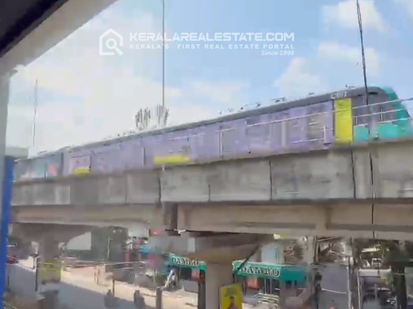 Commercial Building for Sale in Elamkulam, Ernakulam 
