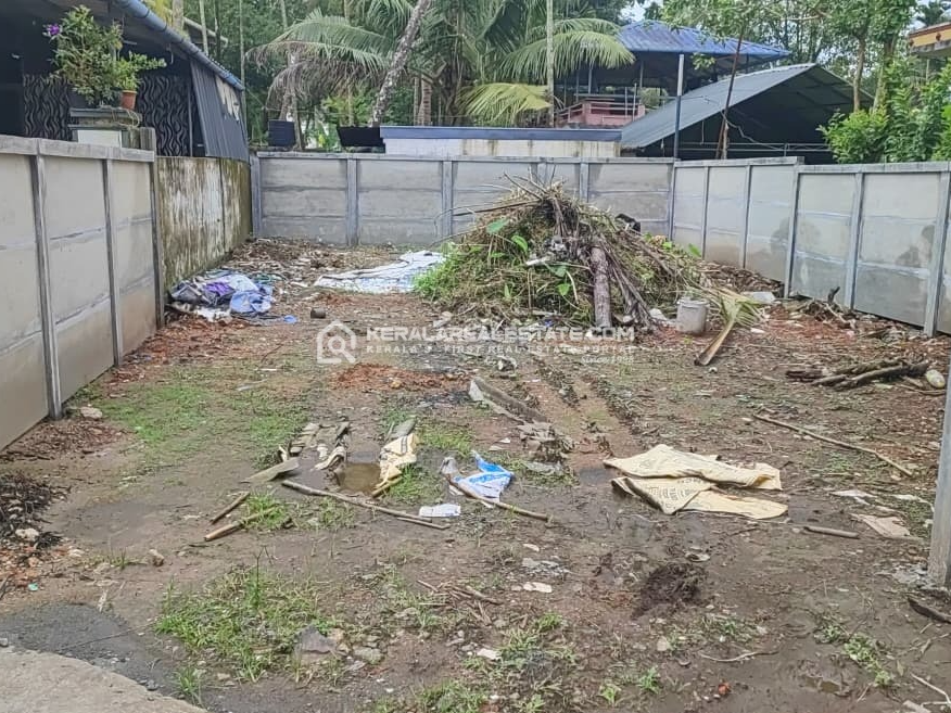 Prime Land for Sale in Maradu, Ernakulam