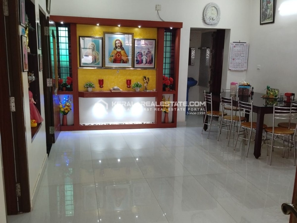 Semi-Furnished 4 BHK House for Sale in Ayyappankavu, Kacheripady, Ernakulam