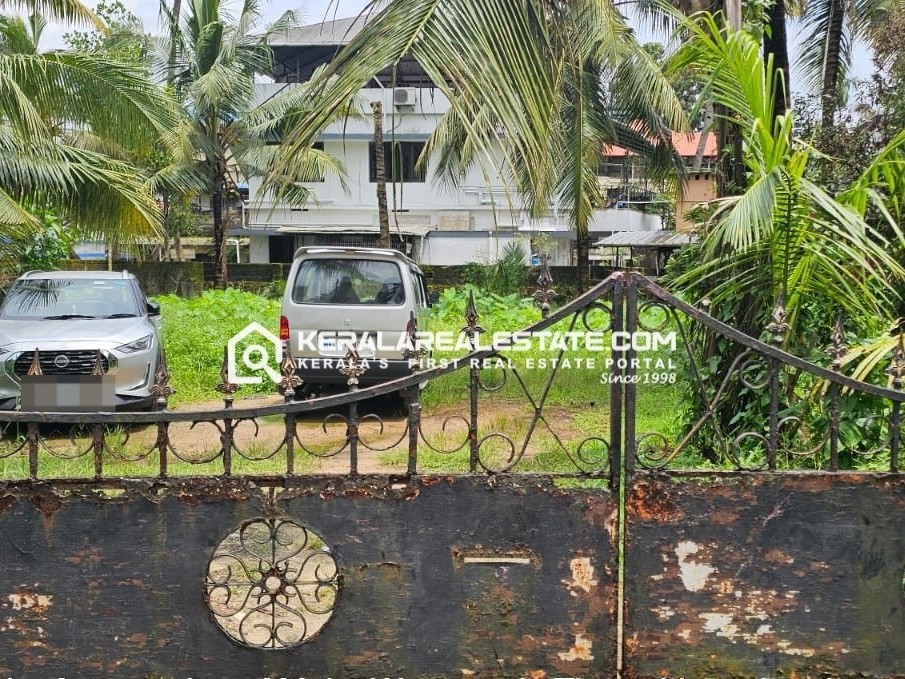 Land for Sale in Thammanam, Ernakulam