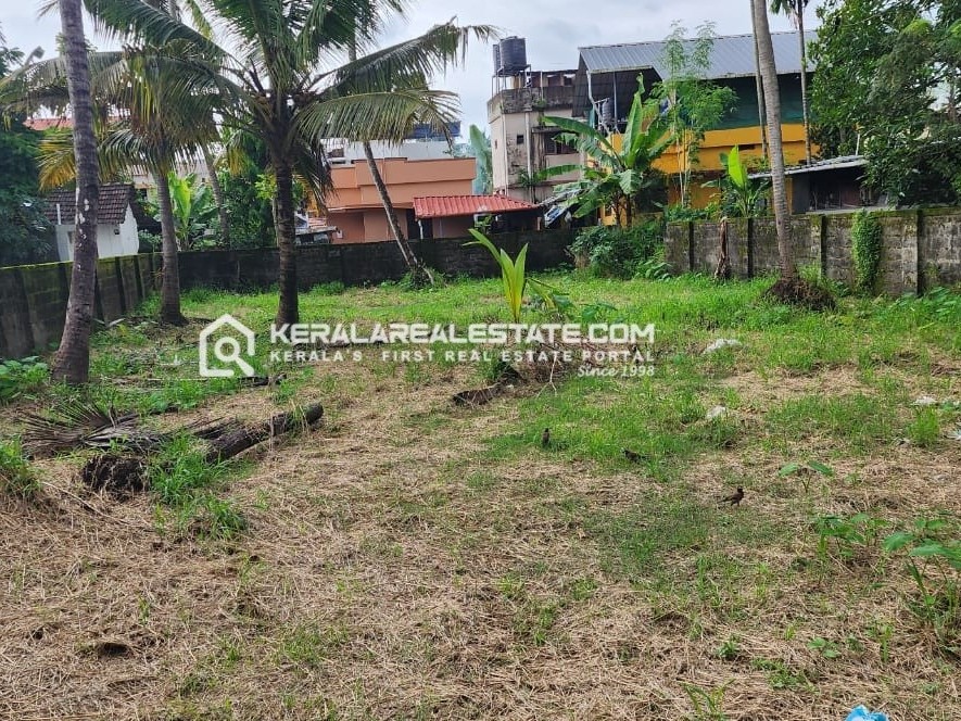 Plot for Sale in Petta, Near Thripunithura, Ernakulam