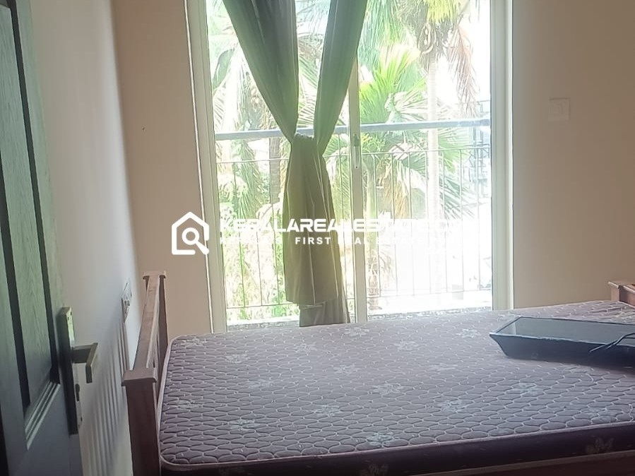 2 BHK FLAT FOR SALE IN PUTHIYAKAVU, ERNAKULAM