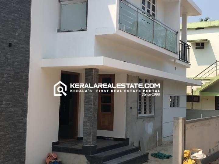 NEW HOUSE FOR SALE NEAR VELIYAKULAM , THRIPPUNITHURA, ERNAKULAM
